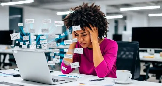 Automação em excesso pode travar vendas B2B? Entenda o paradoxo