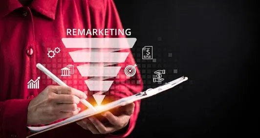 Como estruturar remarketing B2B por intenção e etapa do funil