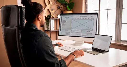 Como evitar um redesign de site B2B que vira só “site bonito”