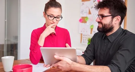 Como montar um briefing de site B2B que ajude marketing e vendas