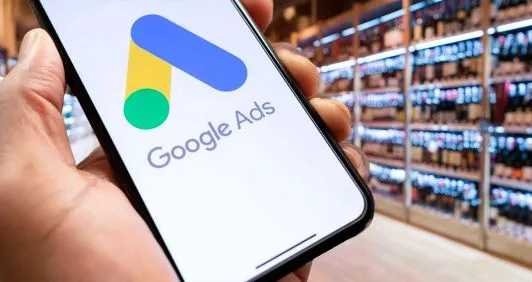 Horário de exibição no Google Ads: como maximizar leads B2B em indústrias de bebidas