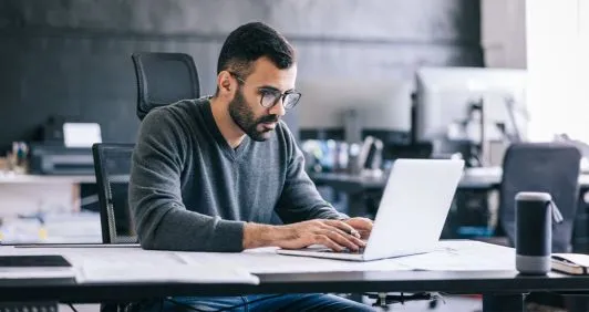 Como criar listas escaneáveis para AI Overviews