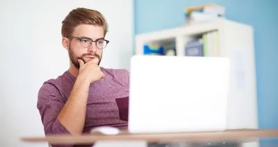 Landing page B2B converte, mas não vira oportunidade: como ajustar