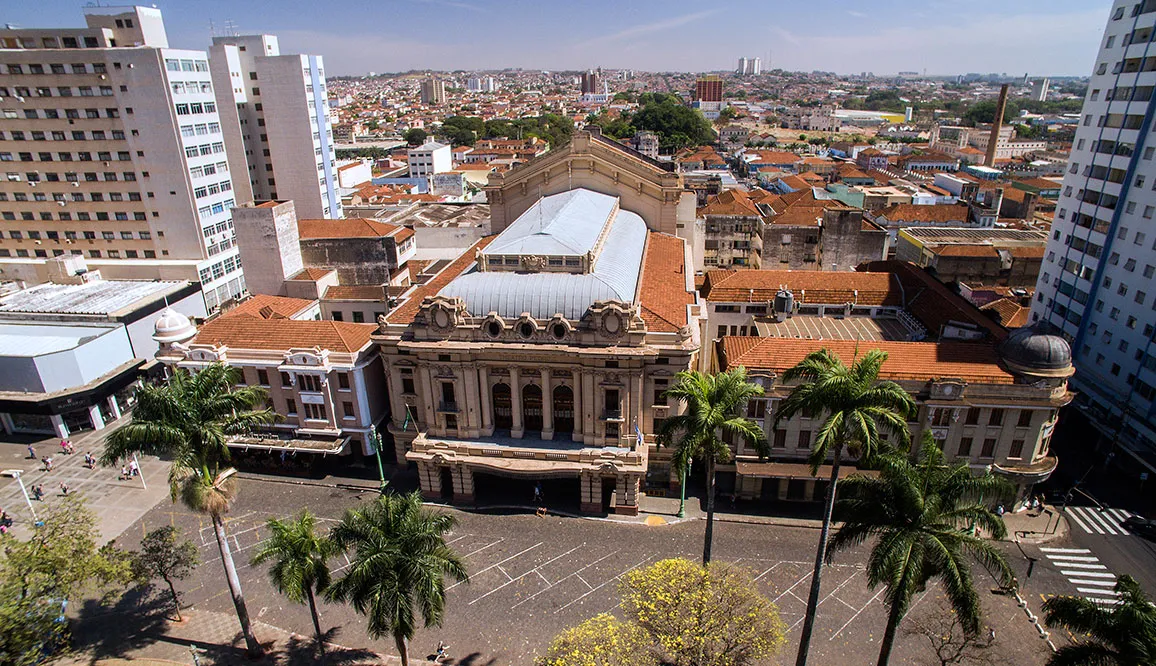 Imagem aérea de Ribeirão Preto - serviços de marketing digital na cidade
